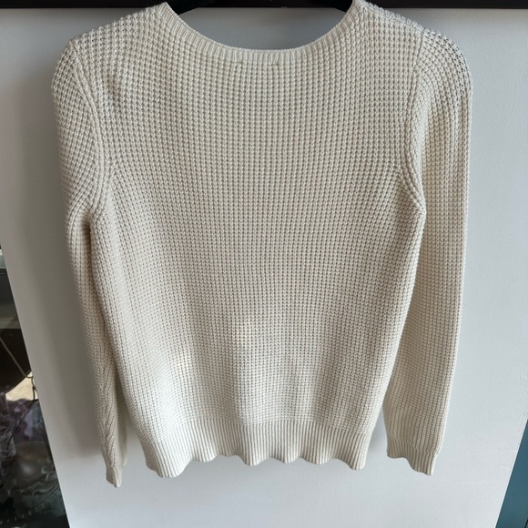 Soft cream knit sweater - Picture 2 of 3